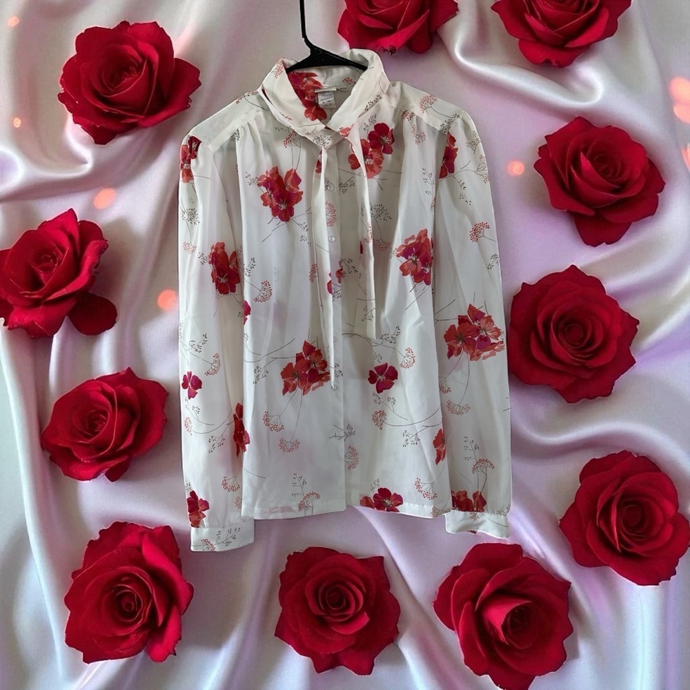 ❤️🍂Pykettes Chic Floral Button-Up Blouse